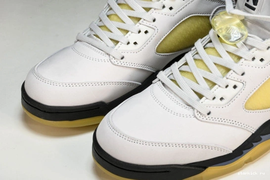 Ma Blue  5 FZ5758-004 Retro Diffused  FZ5758-004 A Maniére Jordan 1115